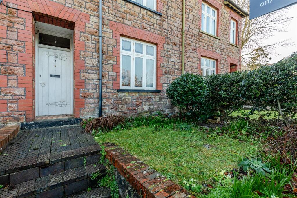 Church View Cottages, Portishead Front Garden.jpg