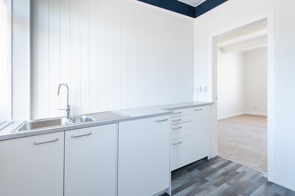 KITCHEN AGAIN