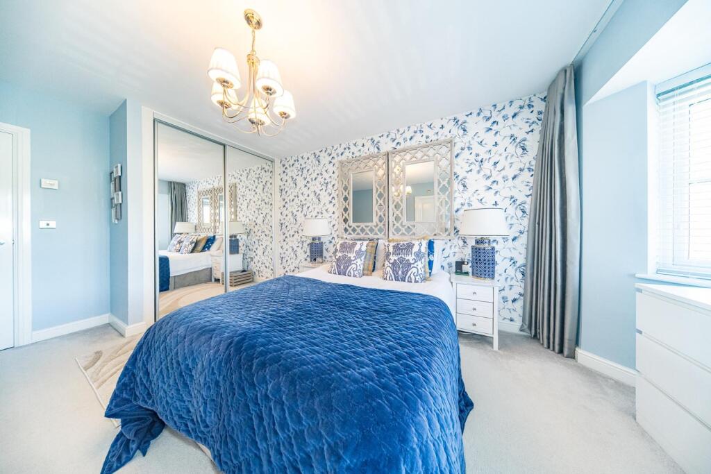 57 Emelia Drive bedroom.jpg