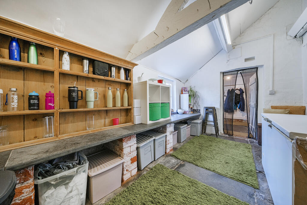 1299266-37-68488c4430e31