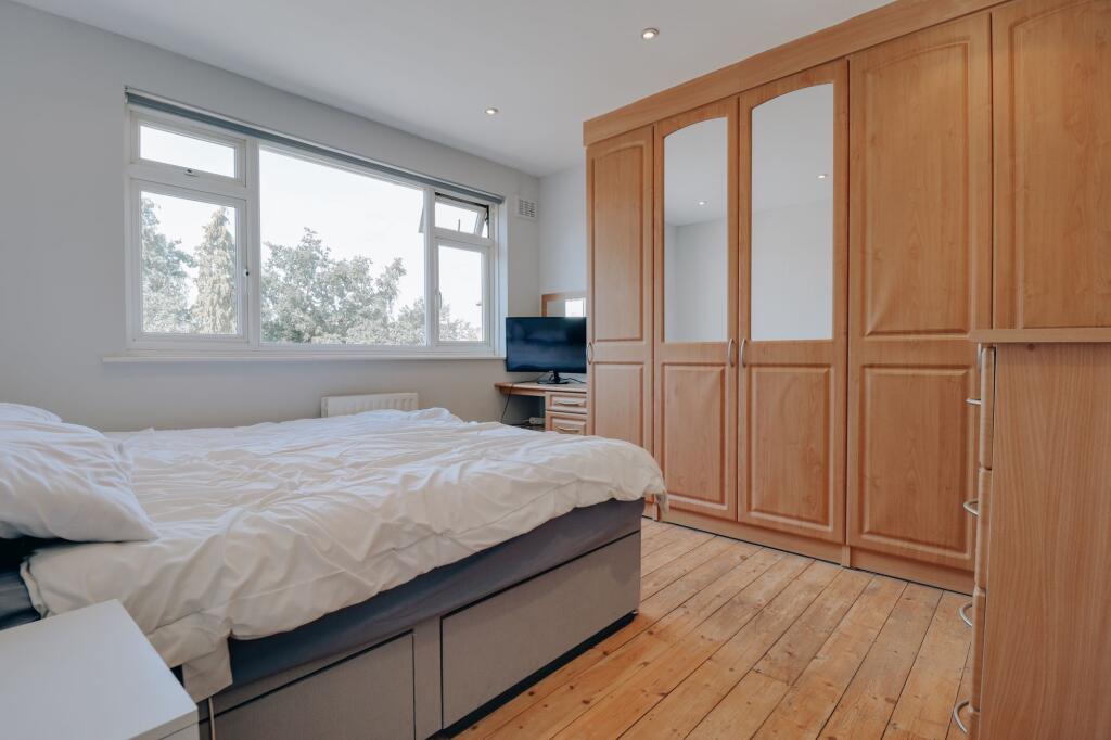 Main bedroom