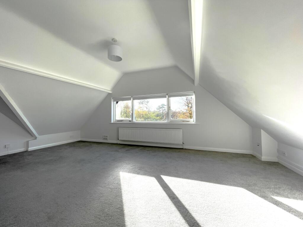 3 lounge angle 2.jpg