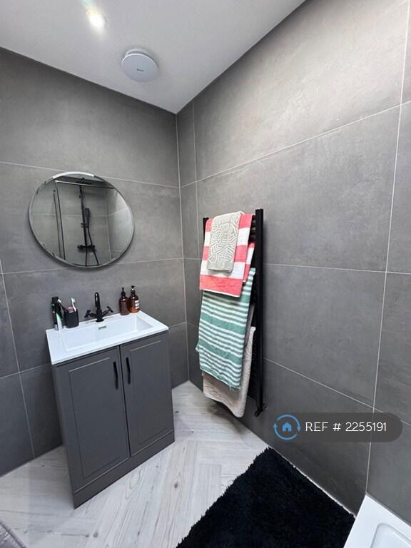 Downstairs Bedroom Ensuite