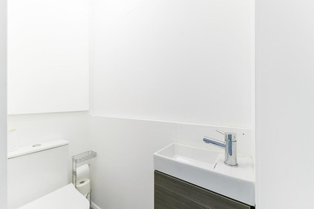 BOSCOMBE ROAD (11).jpg