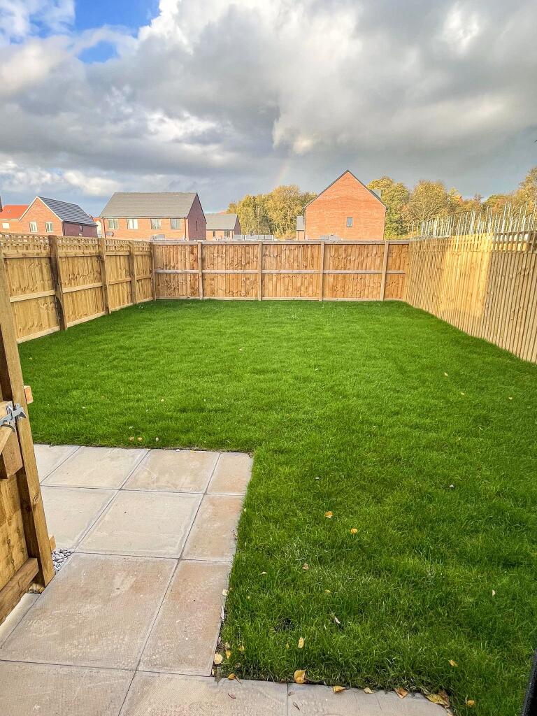 GARDEN 
