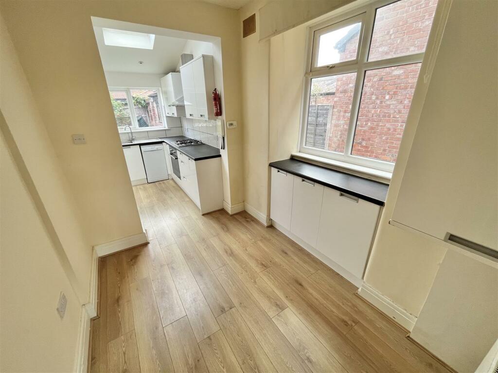 Kitchen Aspect 4.jpg