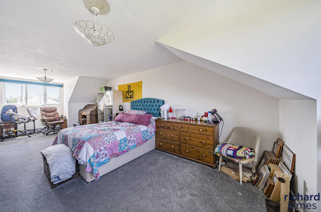 2477f87f-2db6-4fb...