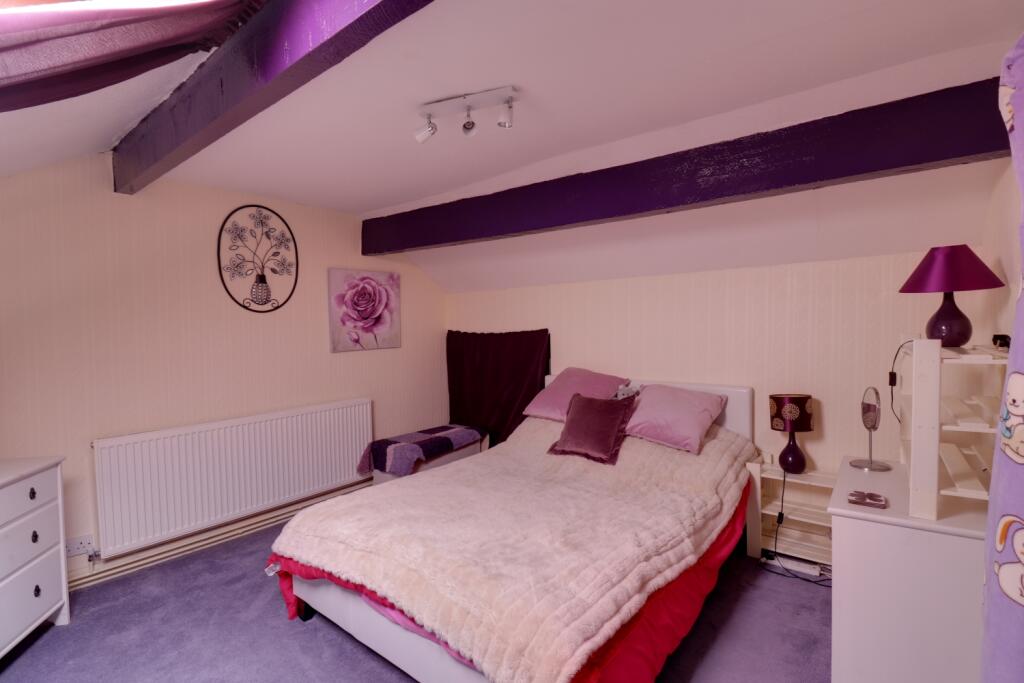Double bedroom 2
