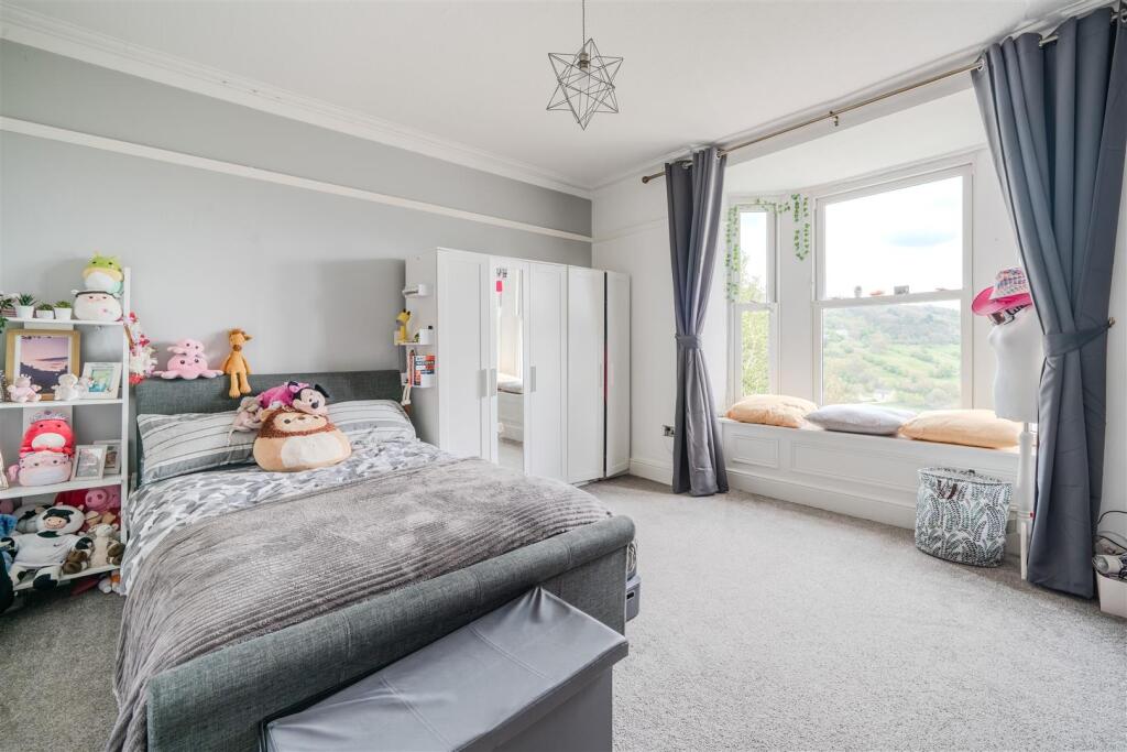 Bedroom 3.jpg