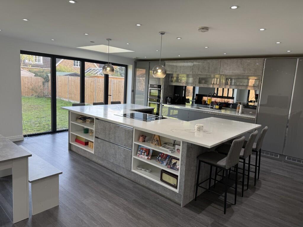 Bucknalls Drive, St. Albans, Hertfordshire, AL2