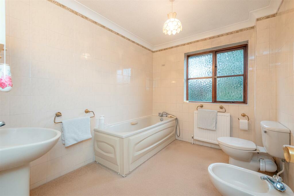 Ensuite