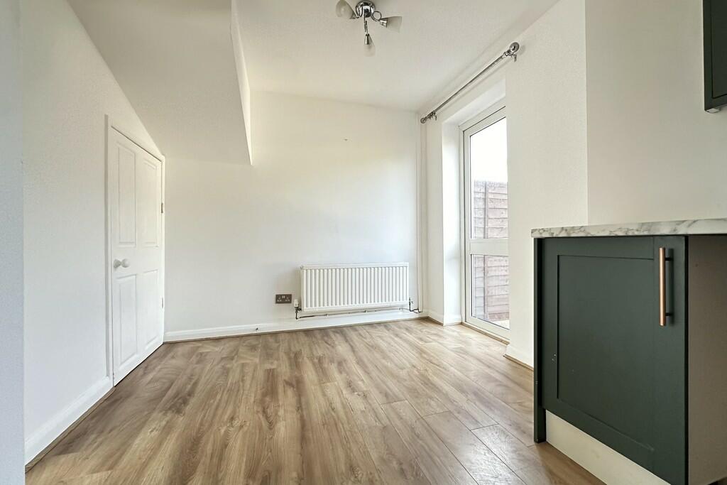 Dining Area (kitc...