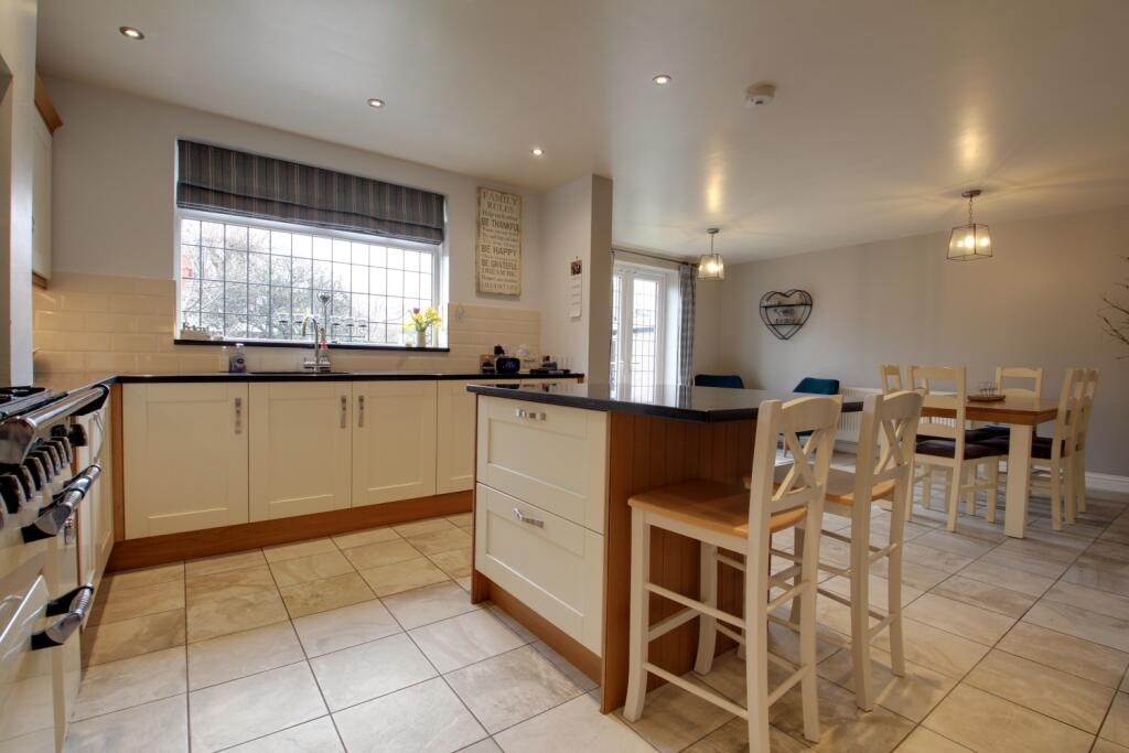 Open plan kitchen dining and family room