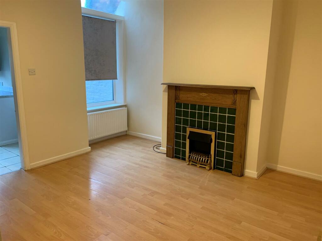 Rear Lounge