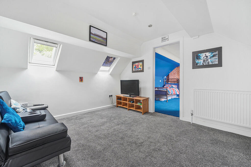 Reception Room/Be...