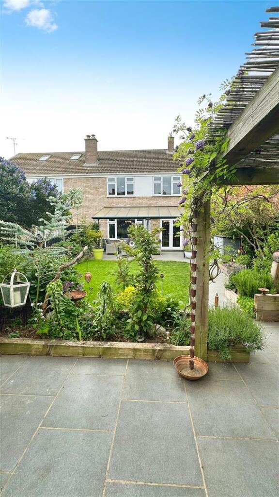 467f90e6--4E52-BB7E-77D081EBF4AC-72555-0000173540C