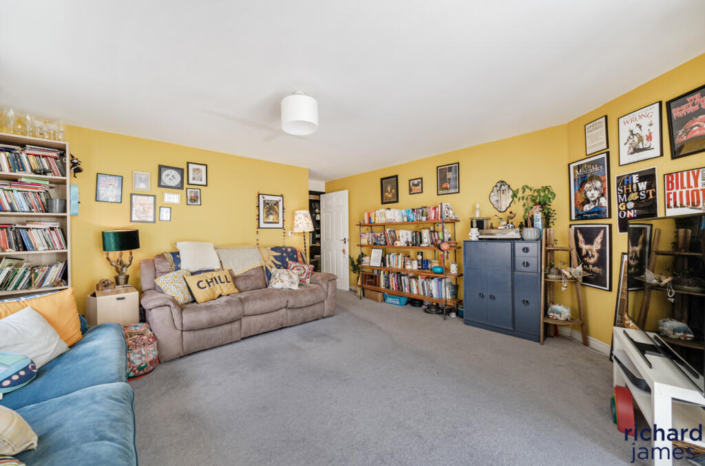 9587e5a2870d46389d65c8fc3d1b84f3