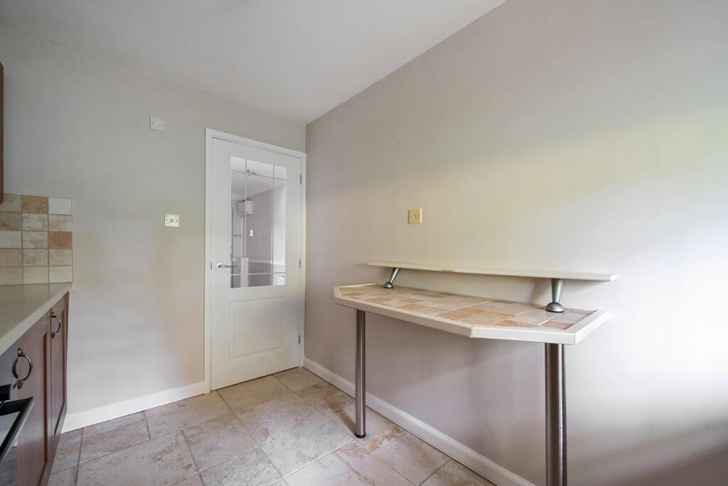 1334446-17-6893b8...