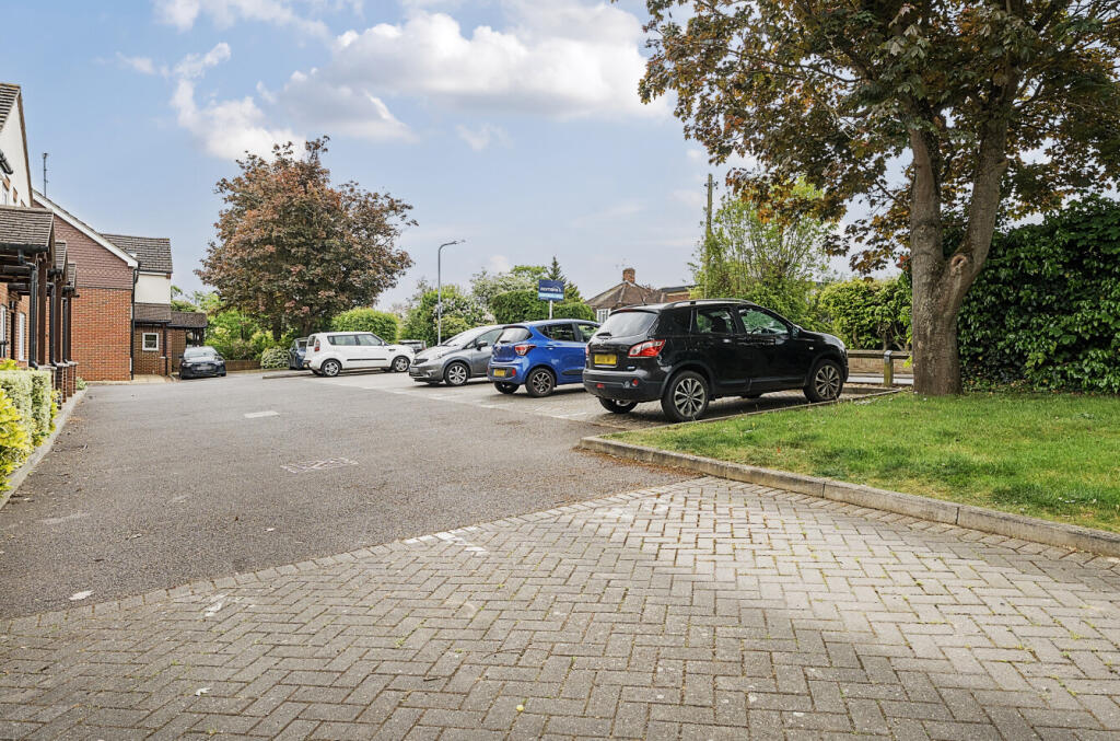 4-6819eb7150e77-1...