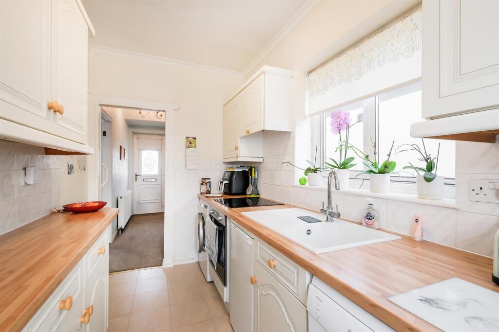 27 Harold Road-5_web.jpg