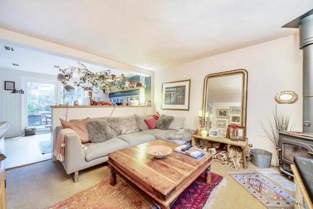 1373697-10-690244...