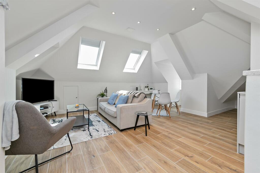 9ProvenceHouse-21.jpg