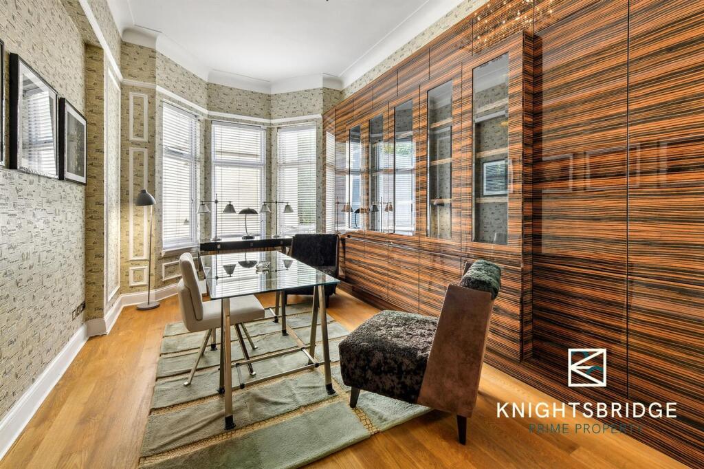 Princes Gate (17).jpg