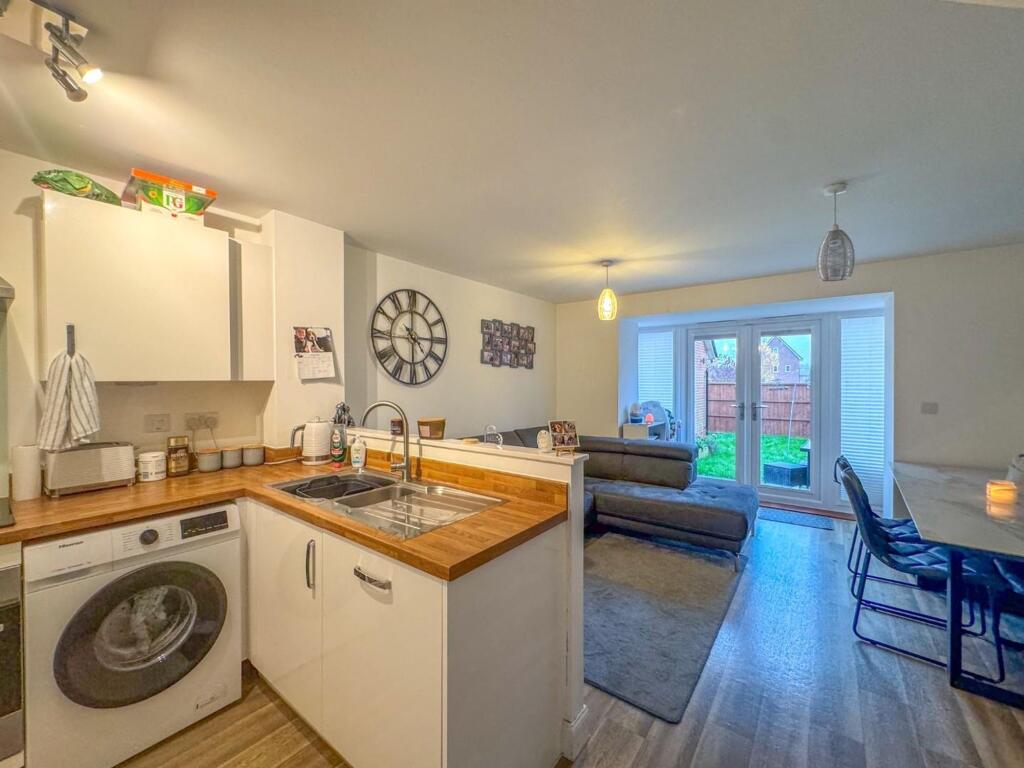 Dovecote Drive - Image-11.jpg