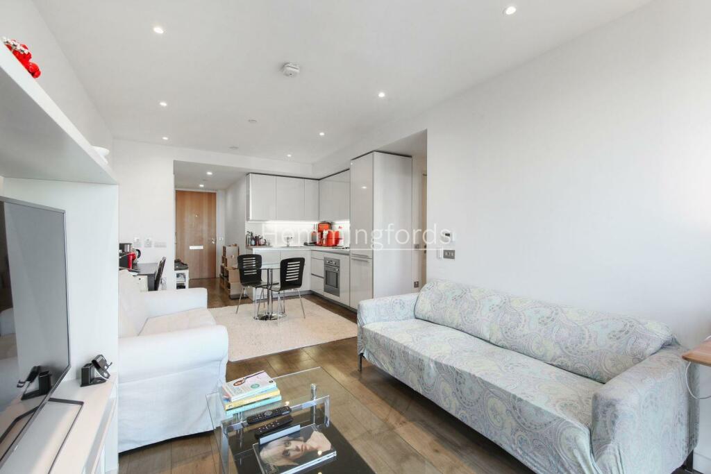 2509 The Strata, 8, Walworth Road Elephant And Cas