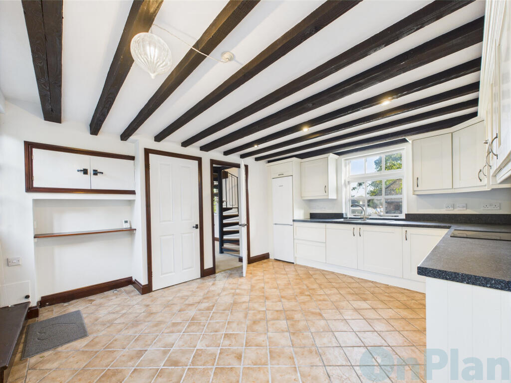 Mentmore Kitchen cupboard 2