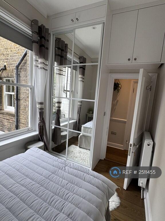 Bed 1 : Different View