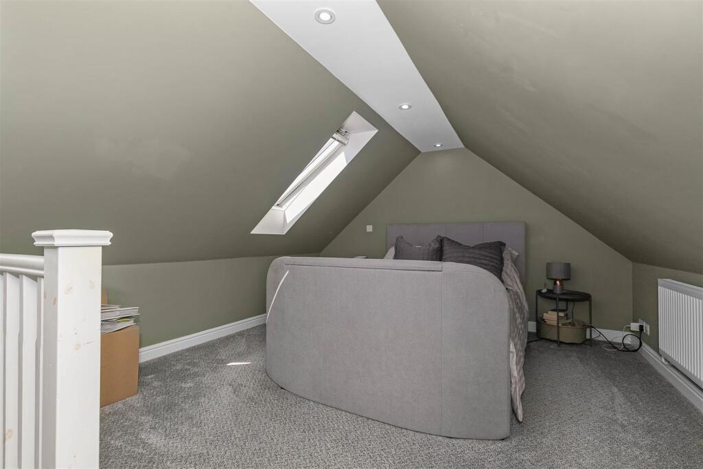 Main Bedroom.jpg