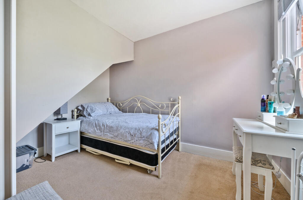 29-6823430640bc5-...