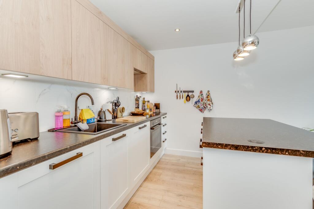 OPEN PLAN KITCHEN/LIVING ROOM