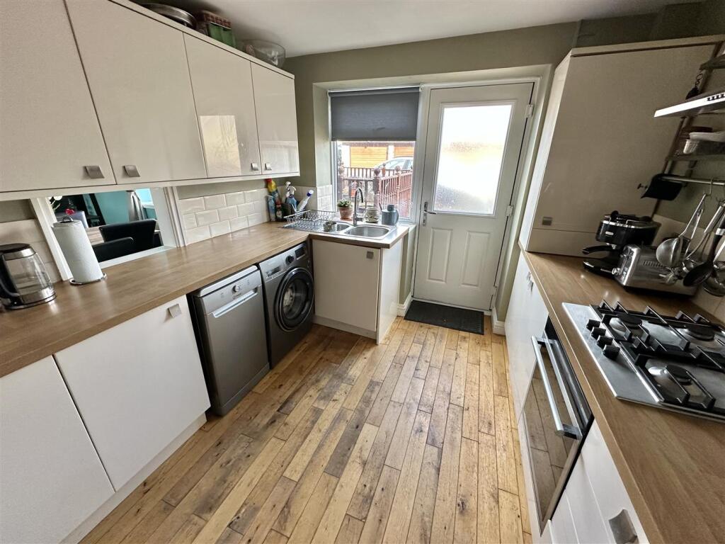 Bramleys - Savile Court - Mirfield (13).jpg