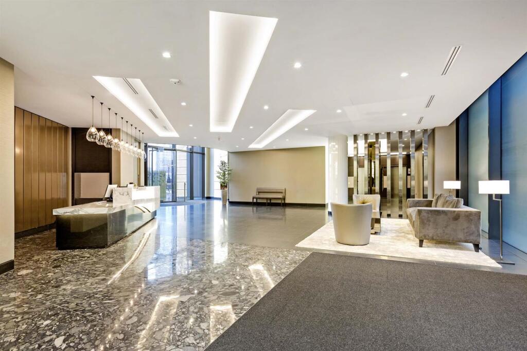 Concierge (2).jpg