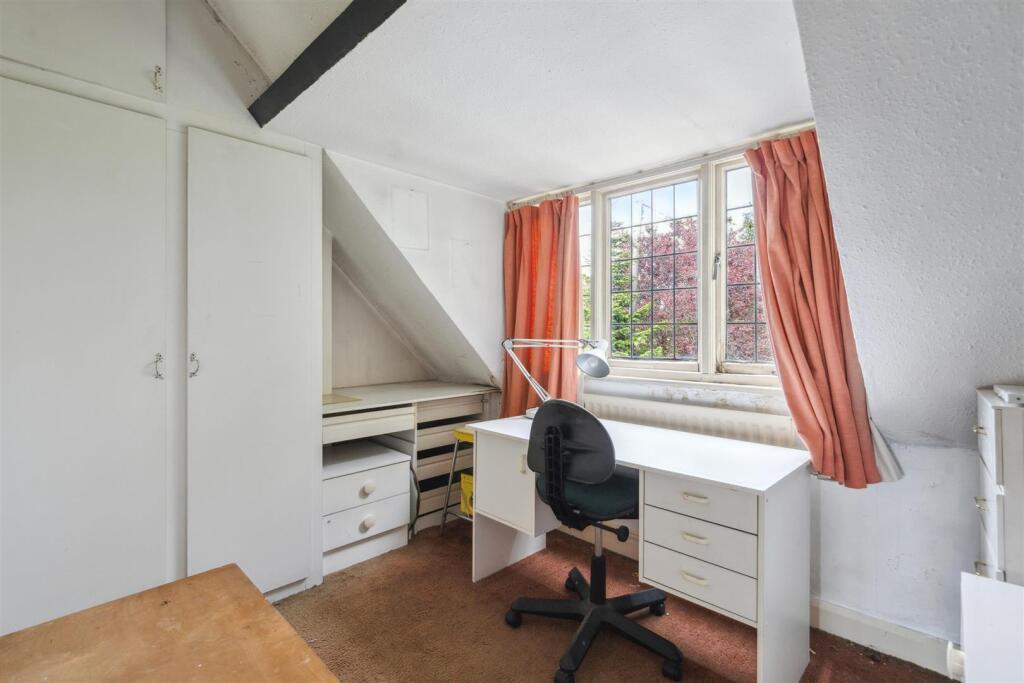 Claredon Cottage_28.jpg