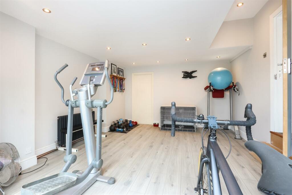 Gym2.jpg