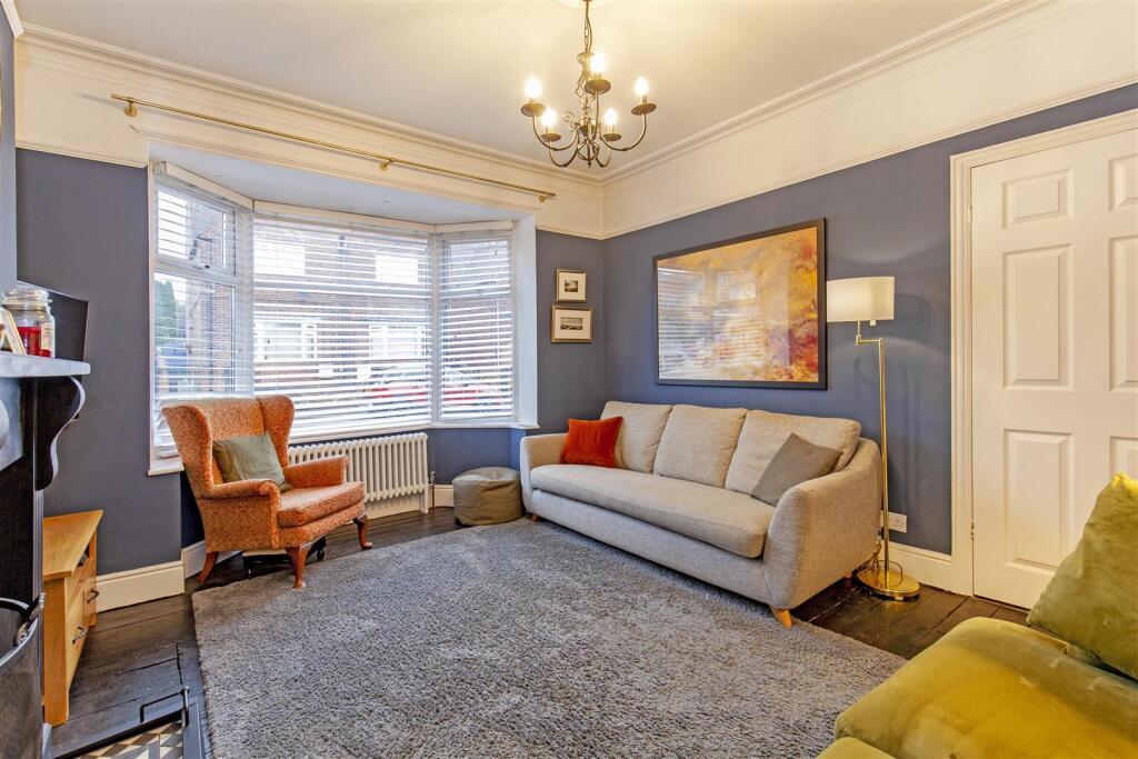 Reception Room-3.jpg