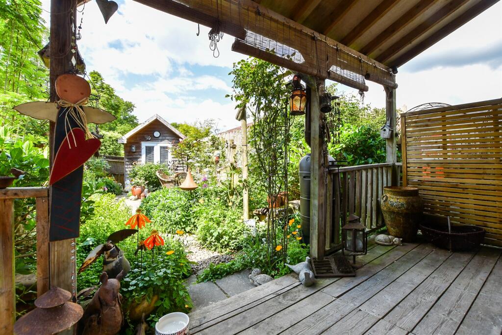 Patio / Decking
