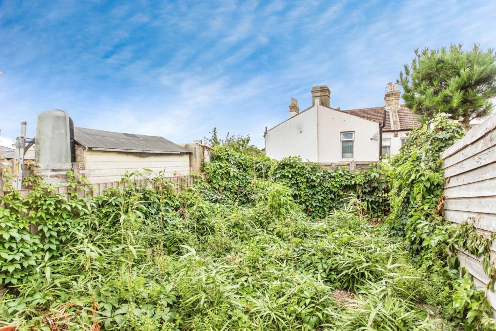 West Facing Garden