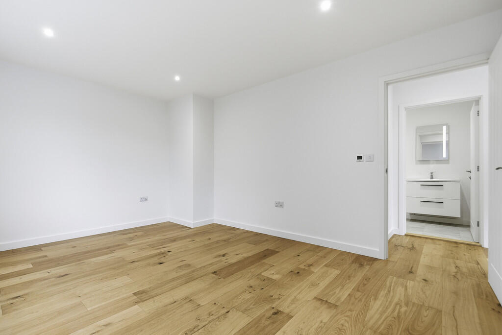 2 Blackheath Road...