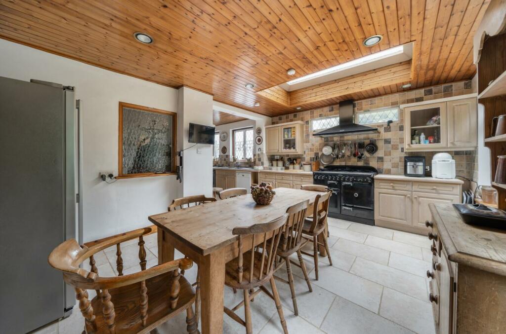 Davidson Frost-Wellings, DFW, Cavendish Drive, Edg