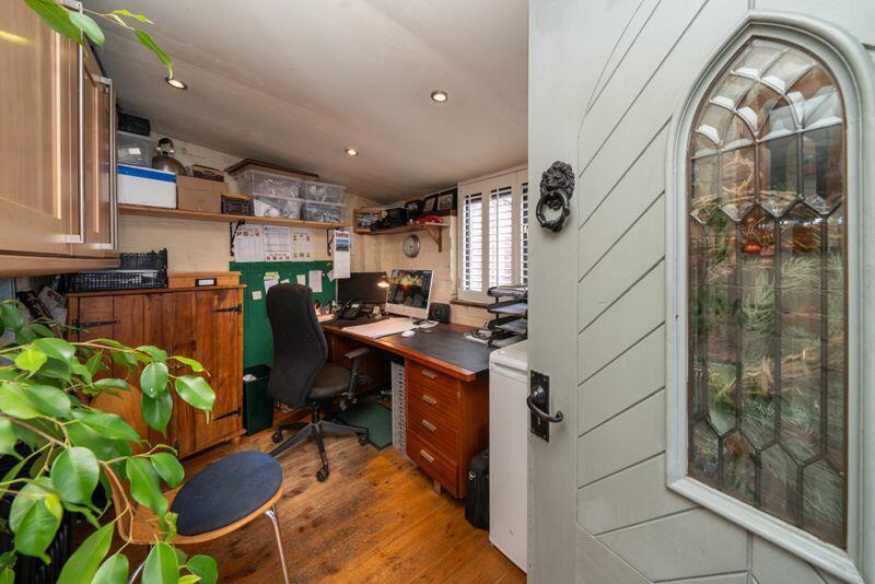 EXTERNAL OFFICE