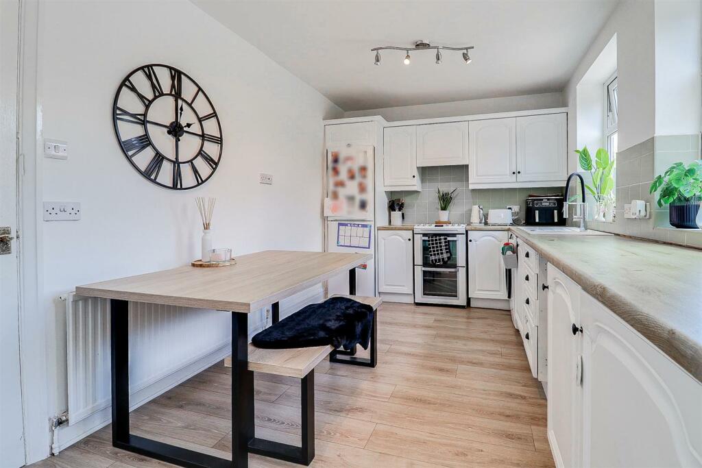 Kitchen Diner