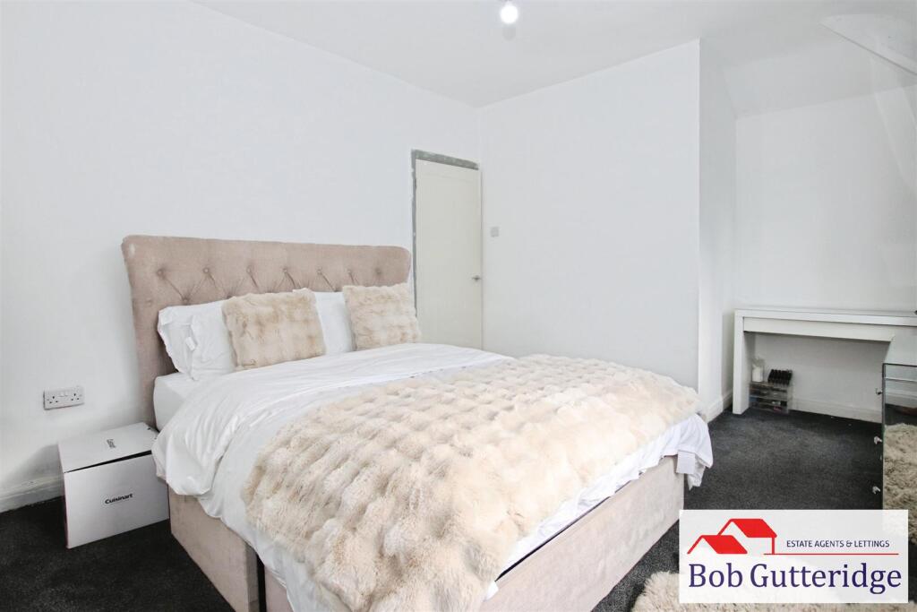 BEDROOM ONE (FRONT)