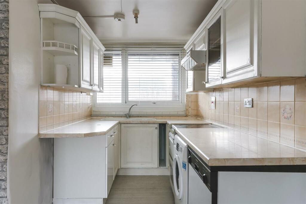 27 Tolsford Road-9.jpg