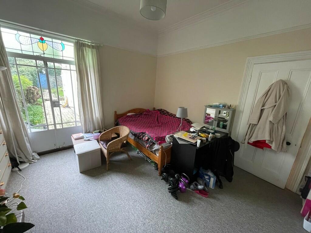 letting room two
