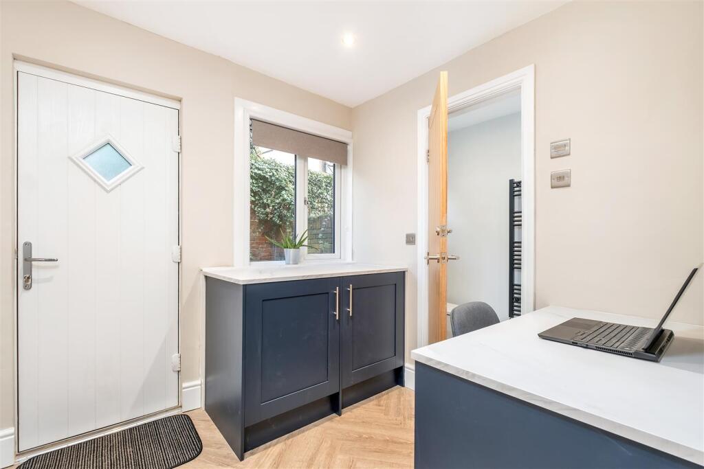 Apt 1, 6 Mapperley Park Drive Mapperley NG3 5BX