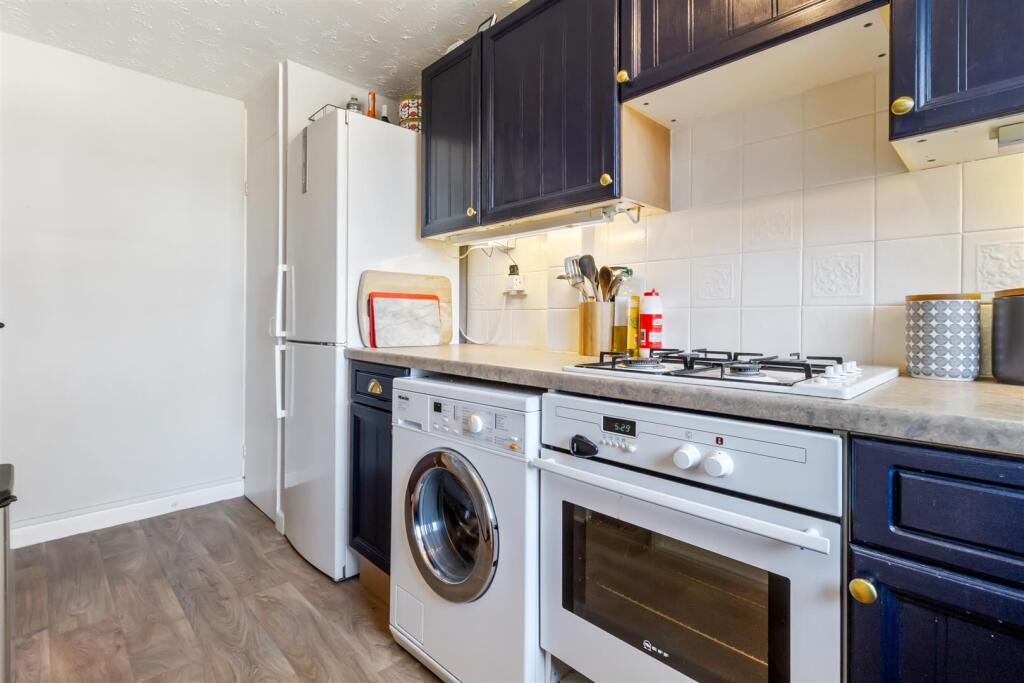 Dorchester Gardens 59-014.jpg